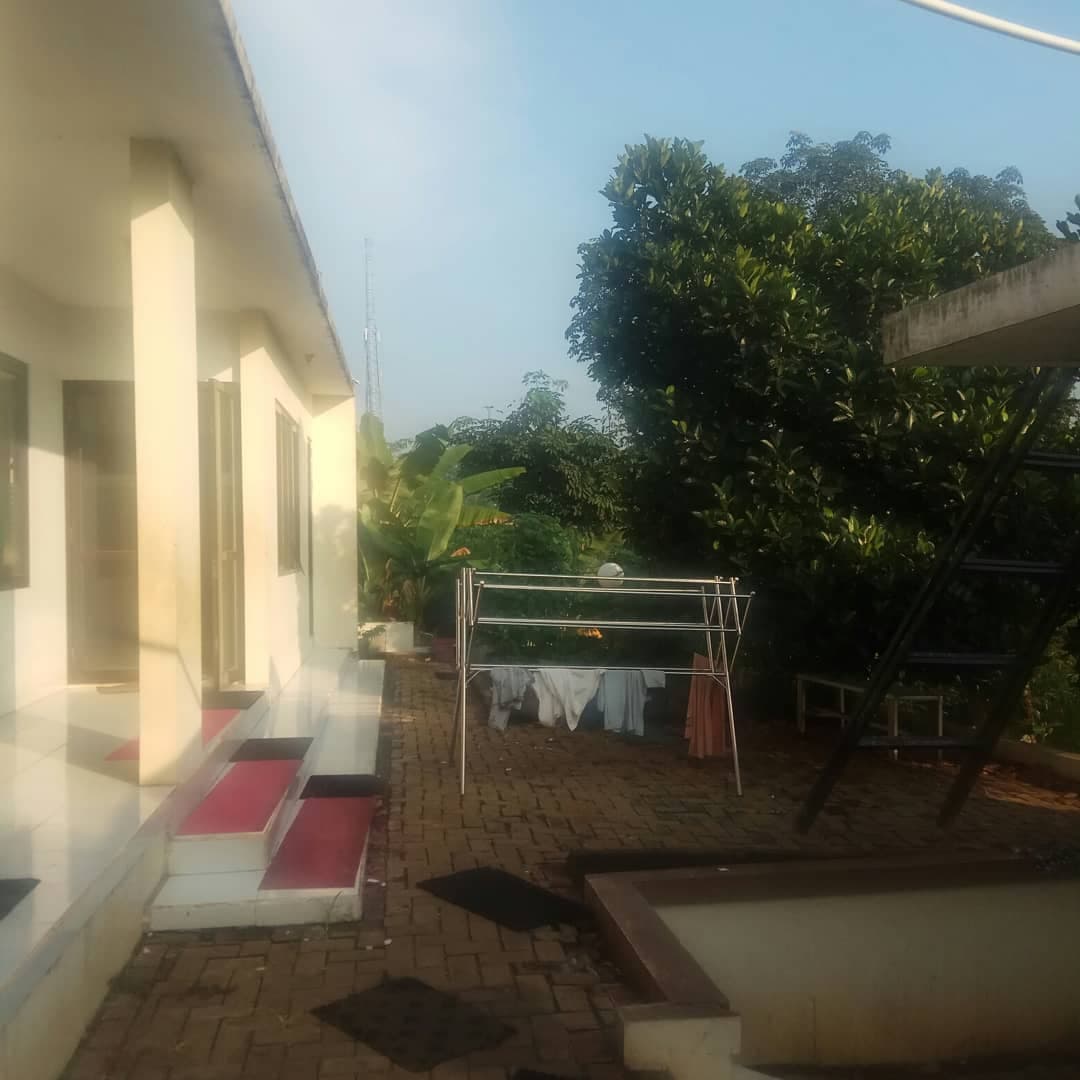 Gedung Kelas & Asrama